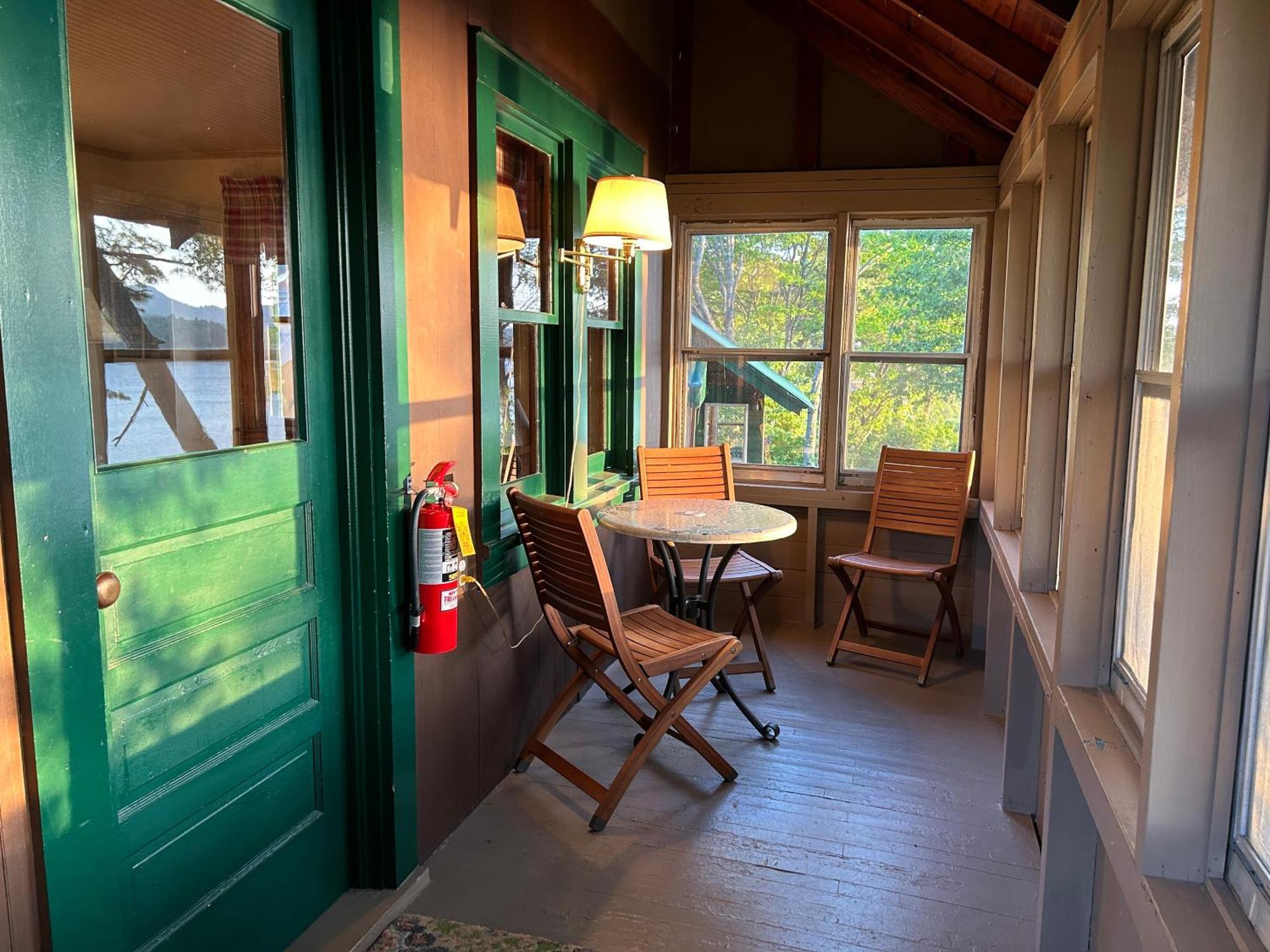 Paddler'S Rest Lakeside Cabins And Motel Long Lake Екстериор снимка