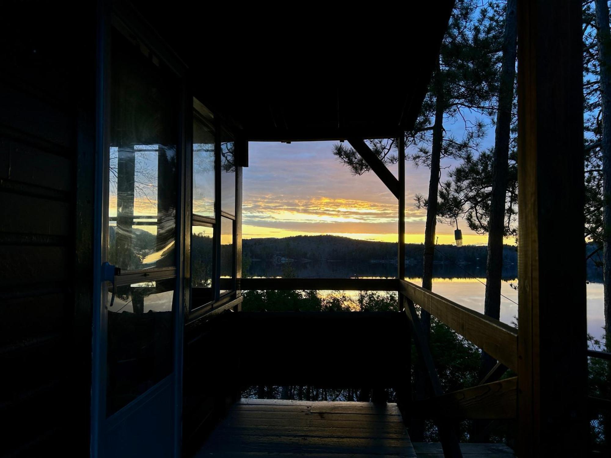 Paddler'S Rest Lakeside Cabins And Motel Long Lake Екстериор снимка